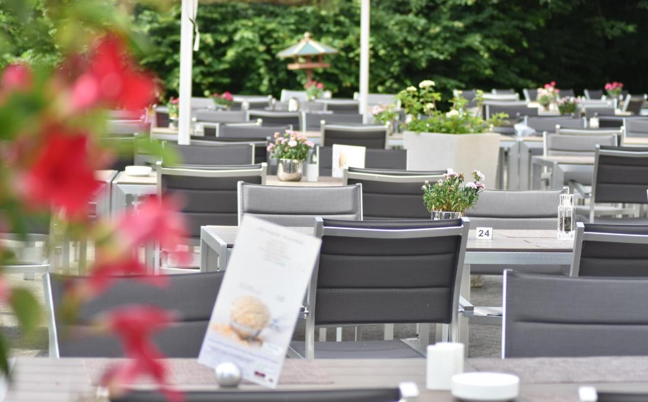 Trans World Hotel Kranichhoehe Мух Екстериор снимка