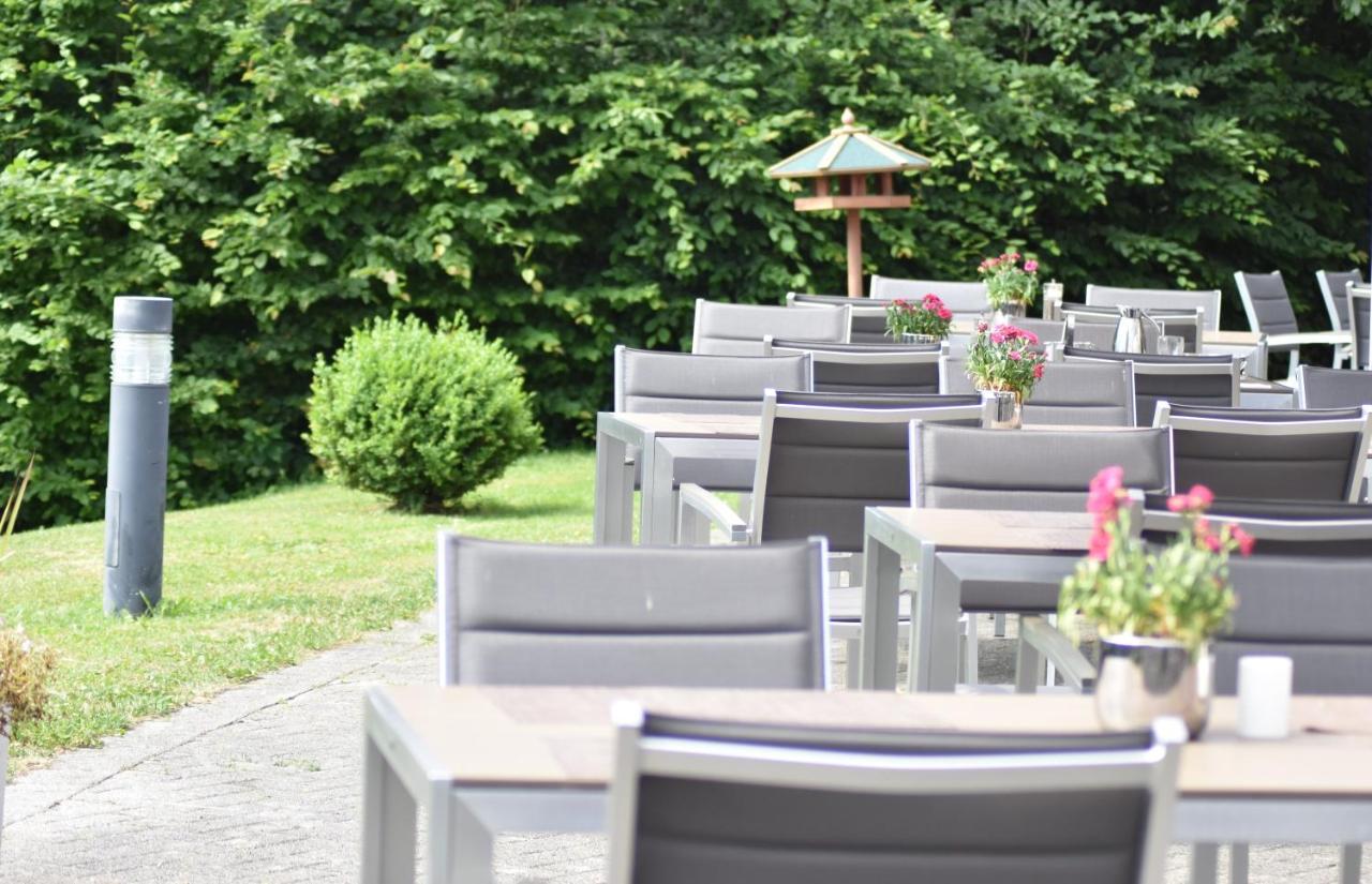 Trans World Hotel Kranichhoehe Мух Екстериор снимка