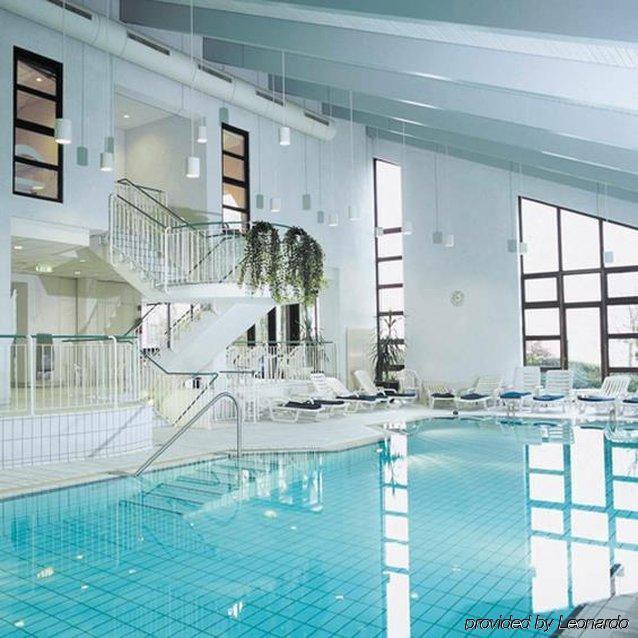Trans World Hotel Kranichhoehe Мух Съоръжения снимка