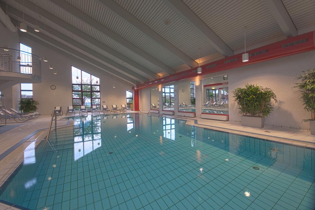 Trans World Hotel Kranichhoehe Мух Екстериор снимка