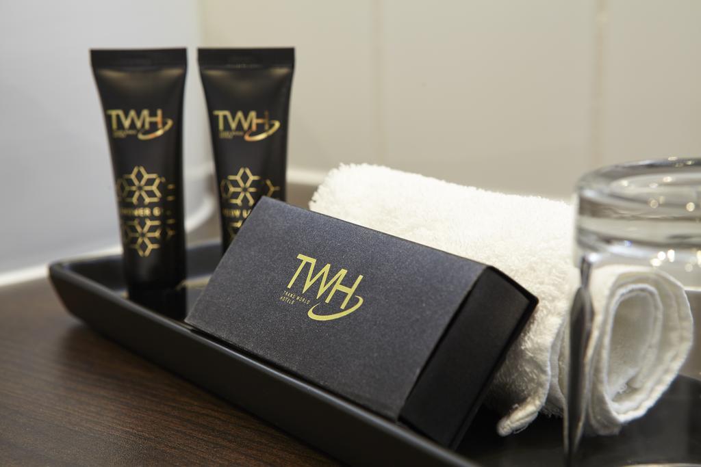 Trans World Hotel Kranichhoehe Мух Екстериор снимка